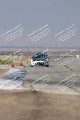 media/Sep-20-2025-Extreme Speed (Sat) [[1fcc23683c]]/Orange (Mid Intermediate)/Session 2 (Sunrise)/